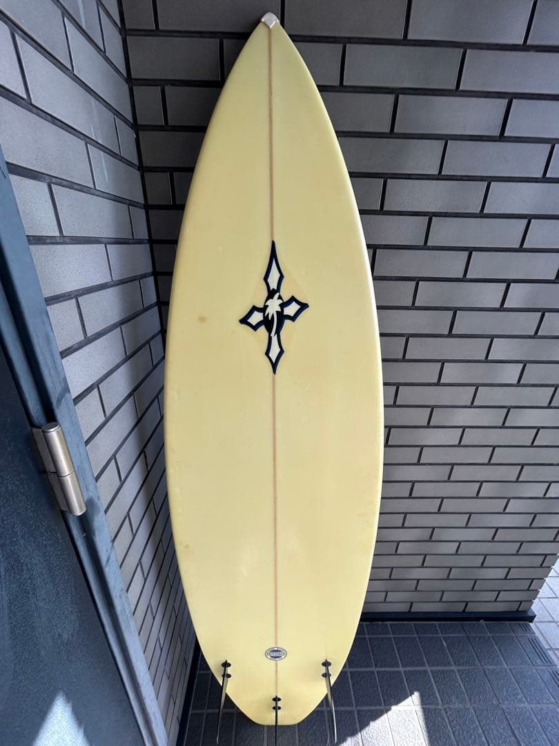 ローカルモーション　ショートボード　ハードケース付き　値下げ