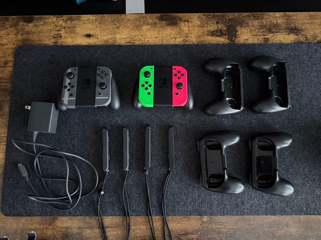 Nintendo Switch スマブラ仕様 プロコン、Joy-Con付