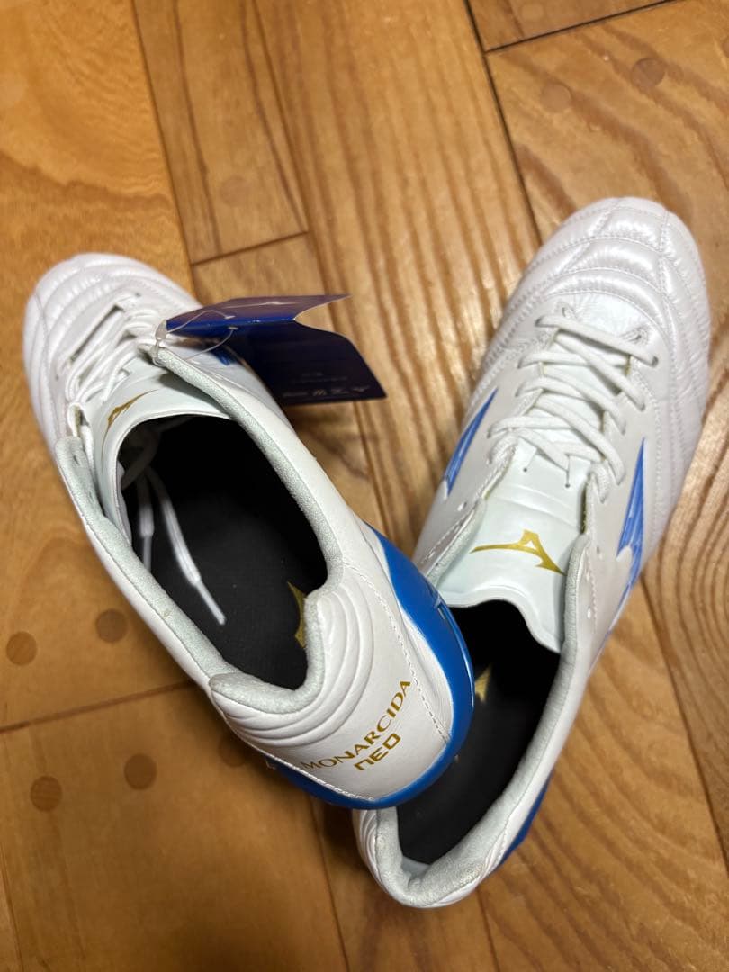 新品　超大特価　ミズノ　モナルシーダ ネオ 3 エリート　ホワイト×ブルー