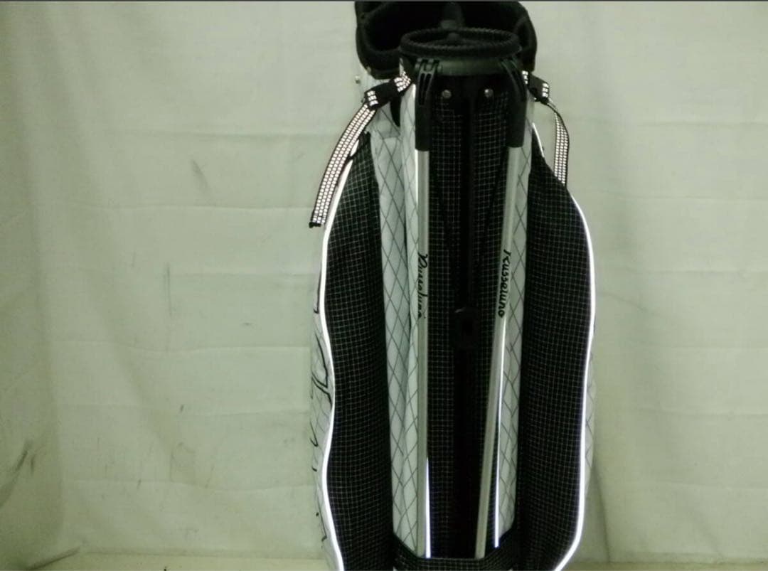 ラッセルノ セルフスタンド一体型　キャディバック　美品　定価121000円の品