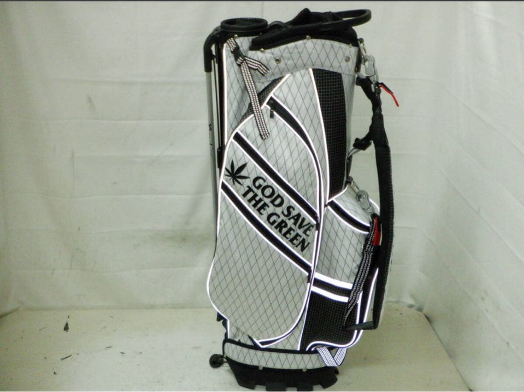 ラッセルノ セルフスタンド一体型　キャディバック　美品　定価121000円の品
