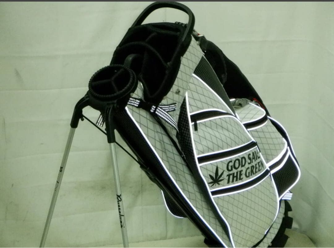 ラッセルノ セルフスタンド一体型　キャディバック　美品　定価121000円の品