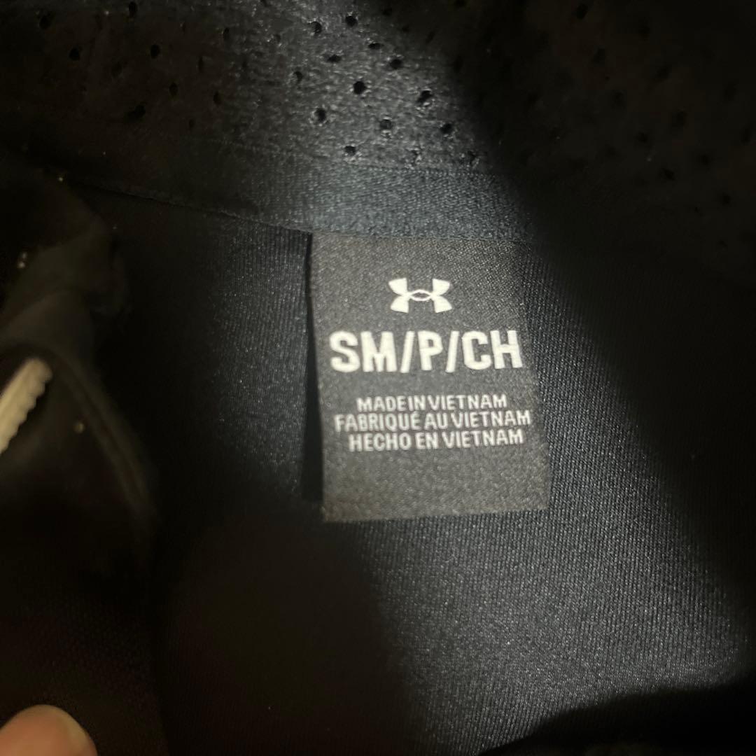 Under Armour ブラック ジャケット SM/P/CH