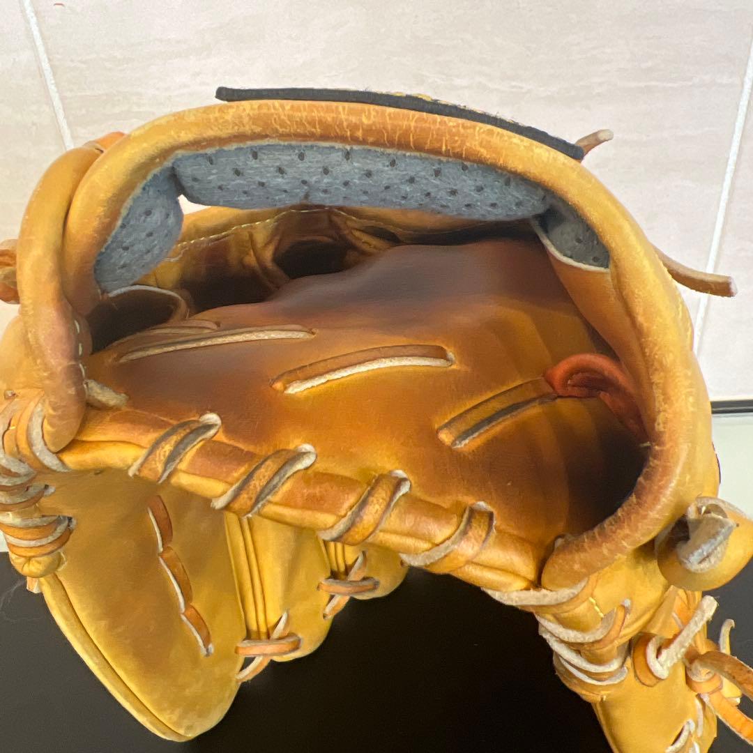 横浜ベイスターズ　秦裕二投手実使用品　ミズノ　ミズノプロ