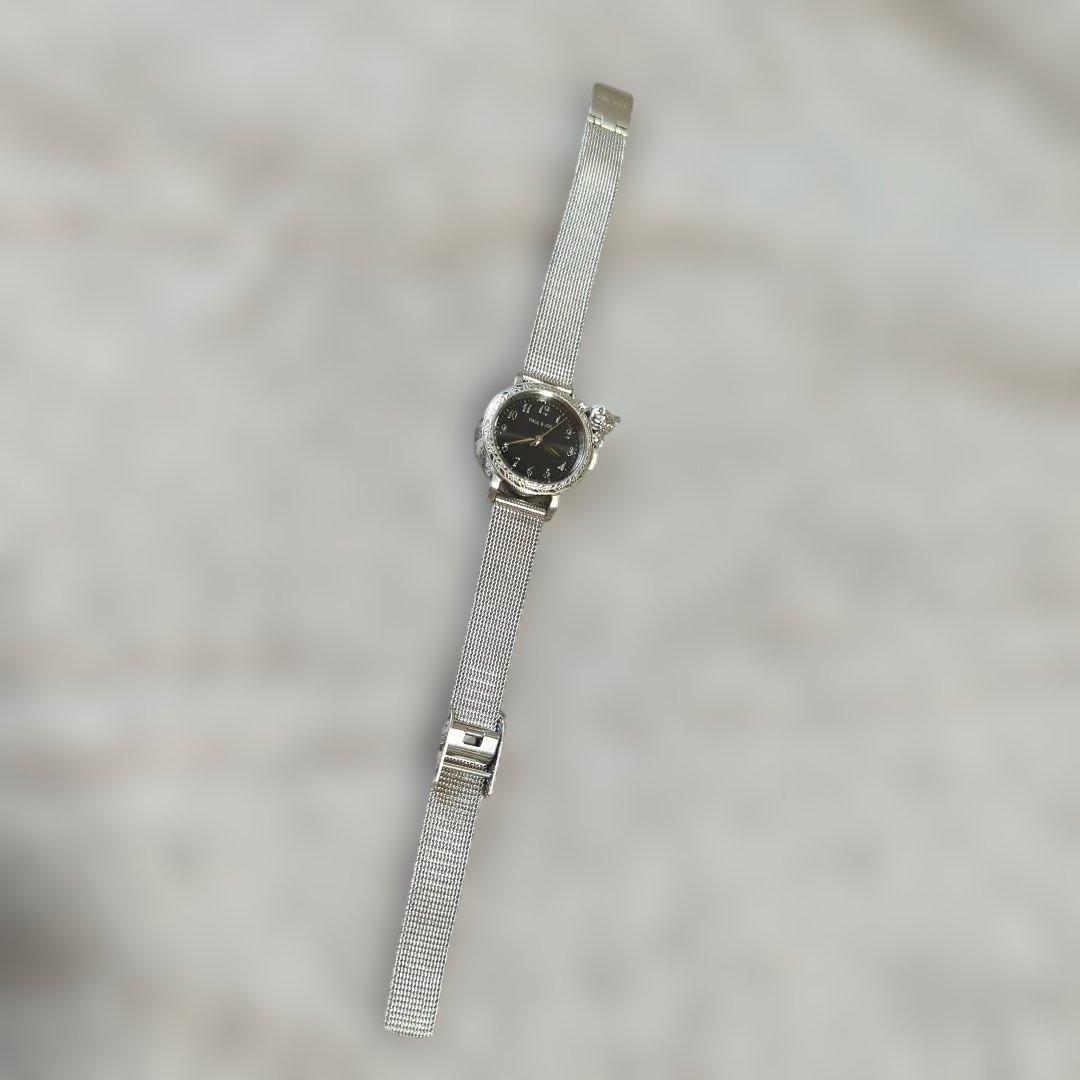 PAUL & JOE シルバーブラック クォーツ腕時計　猫モティーフ