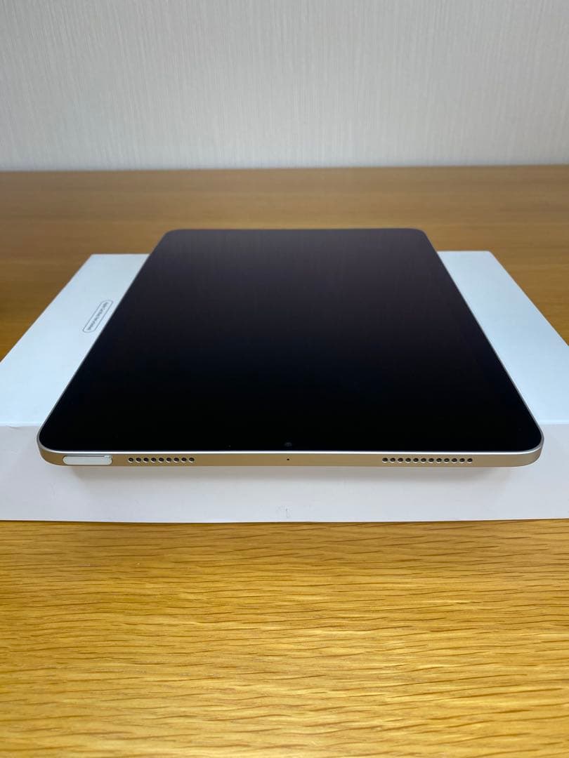 iPad Air第5世代 未使用に近い　iPad本体　Aランク
