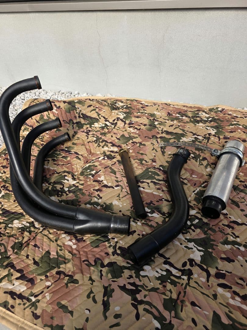 CBX 400F当時もの黒鉄4-1マフラー