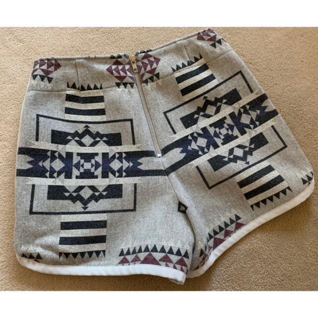 定価48000円 sacai luck ウールショートパンツ