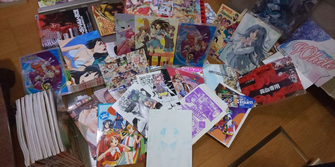 月刊ゲームマガジン コミケグッズ他 段ボール5箱 画像8～参照