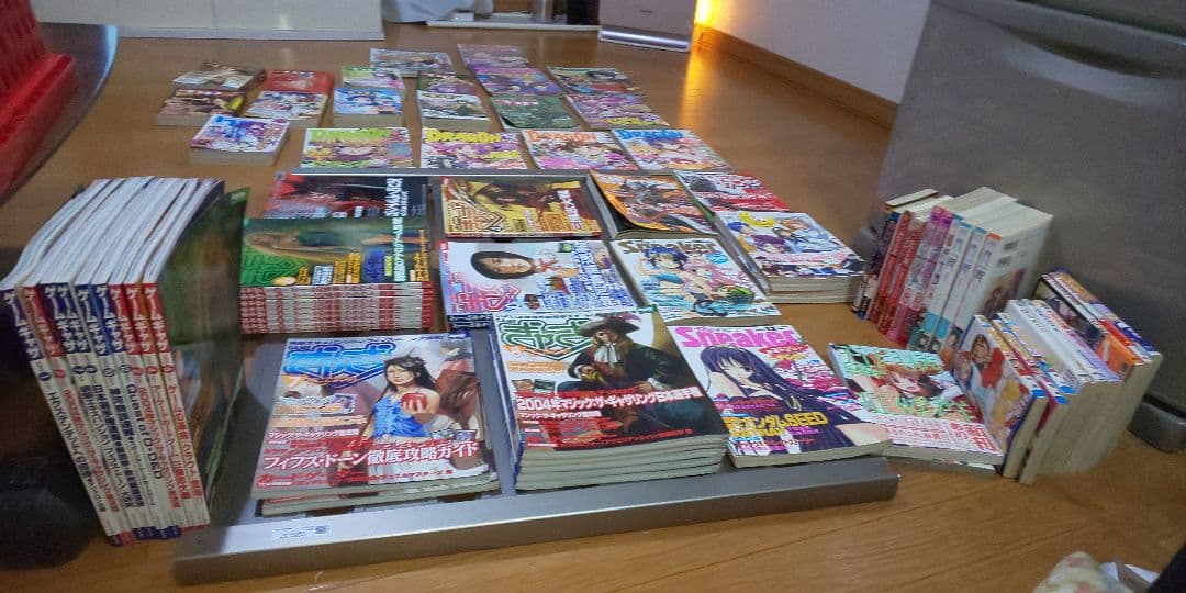 月刊ゲームマガジン コミケグッズ他 段ボール5箱 画像8～参照