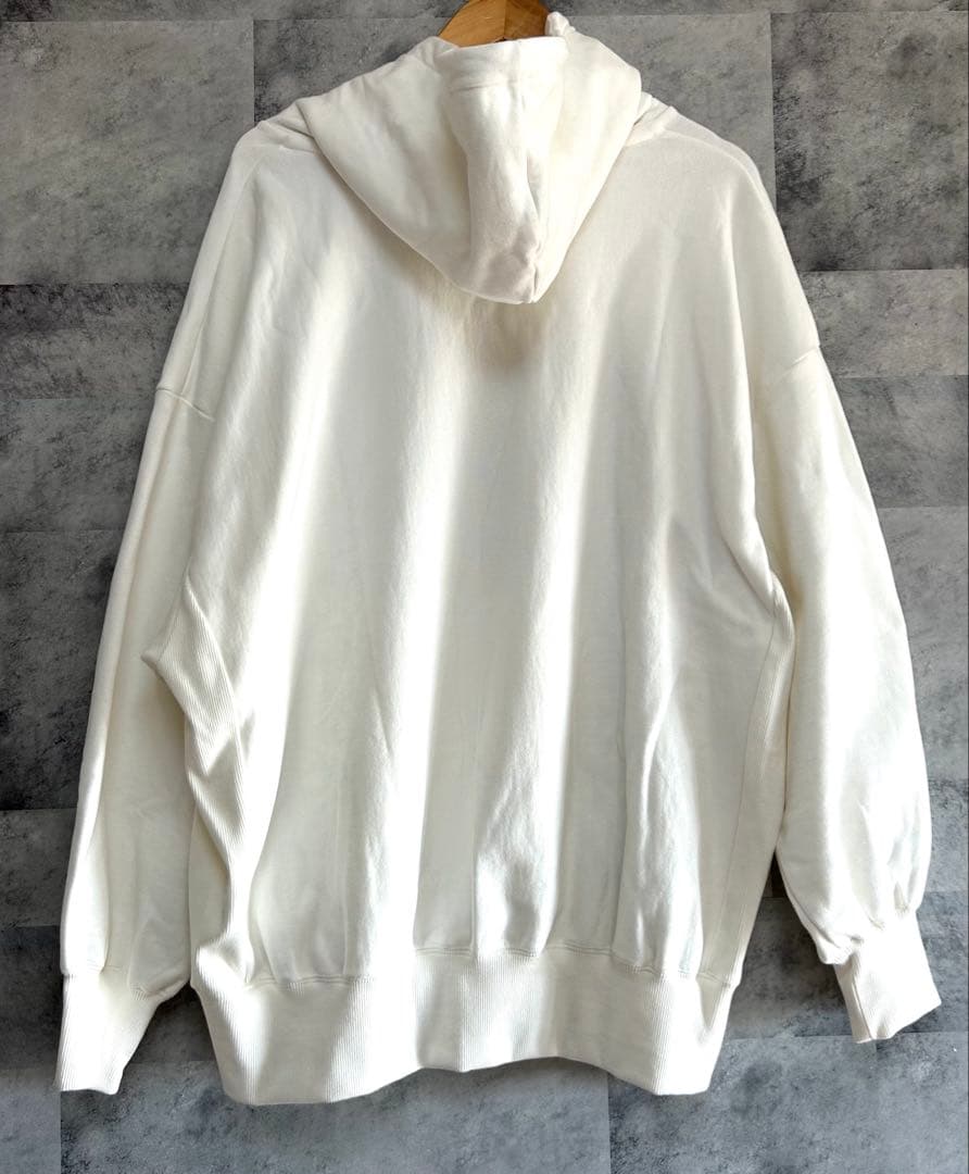 新品　未使用品　ローカルゴルフ　LOCAL GOLF パーカー　ビックロゴM/L