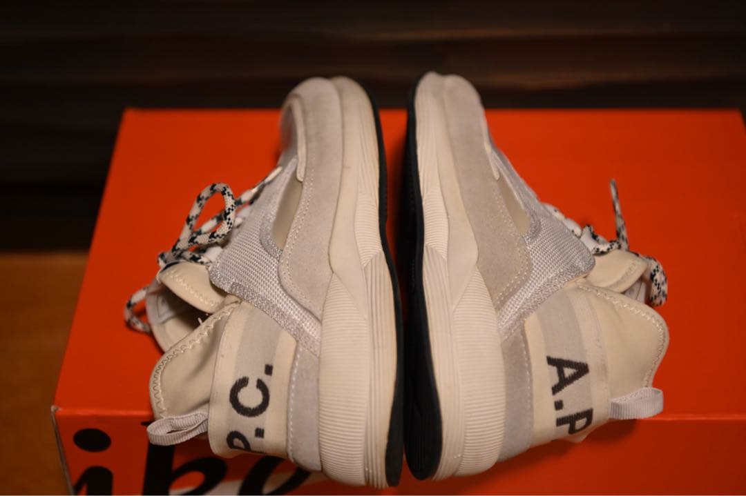 A.P.C. スニーカー ホワイト 23.5cm EU37