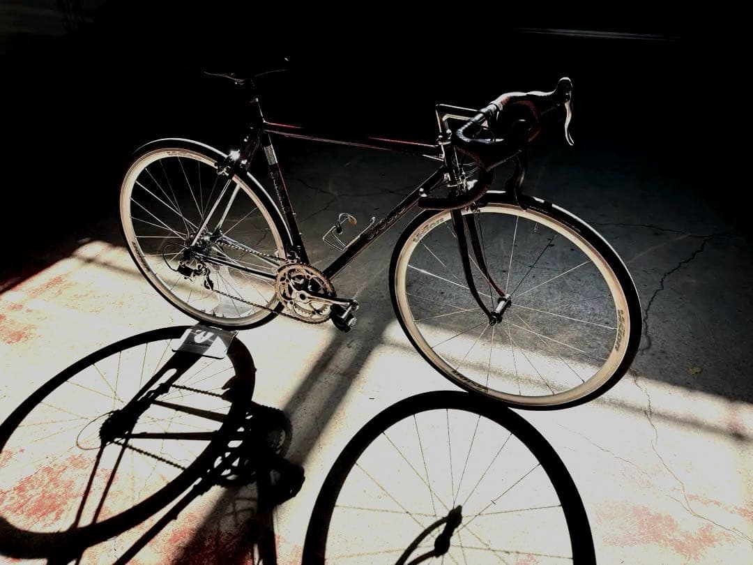 レベル&KBコラボ　クロモリロードバイク