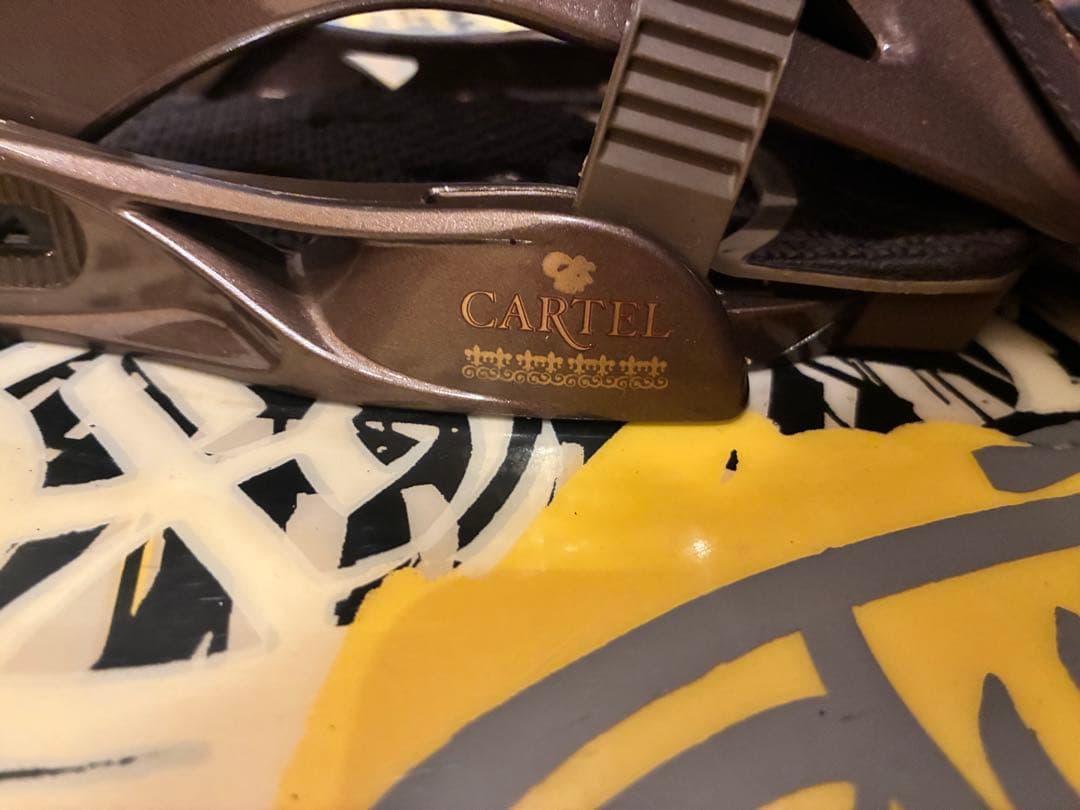 Burton Cartel バインディング