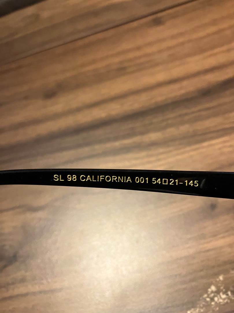 ピ*ウ様 SAINT LAURENT サングラス ブラックレンズ