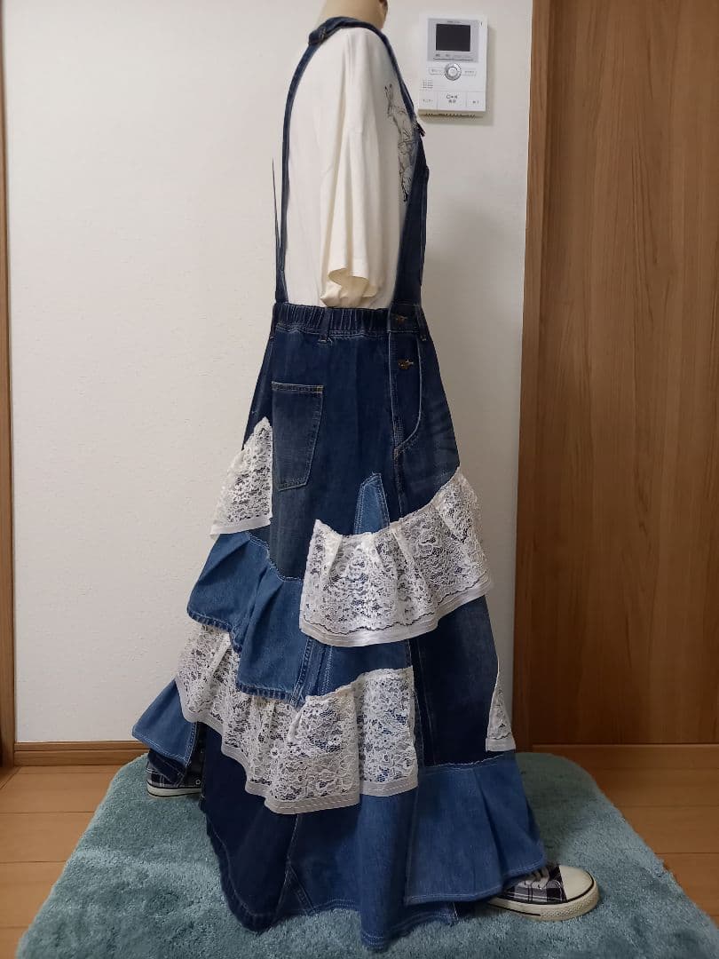 セール　デニムリメイク　フリフリフリルサロペット　一点物