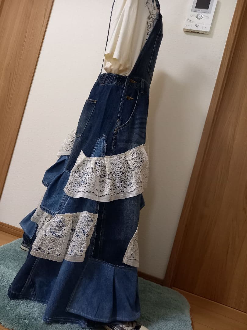 セール　デニムリメイク　フリフリフリルサロペット　一点物