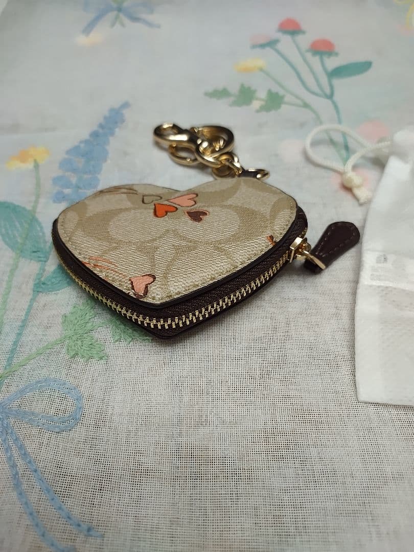 新品COACH コーキーリング ケースハートCK071