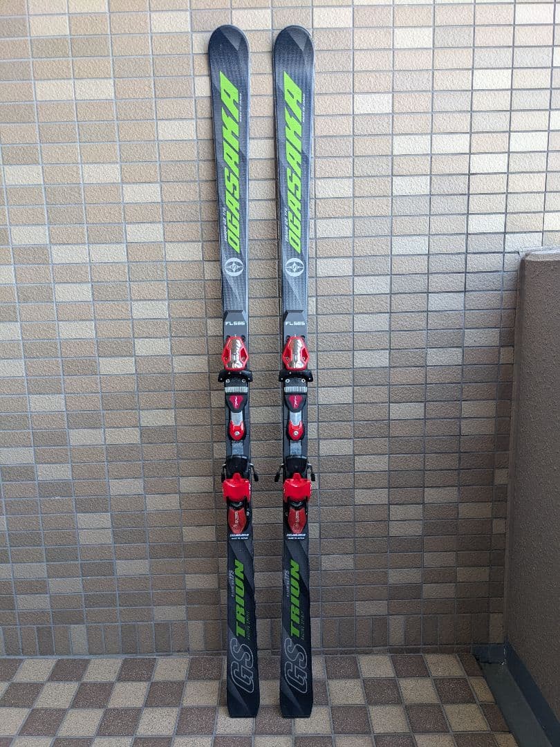 オガサカ トライアンGS 175cm