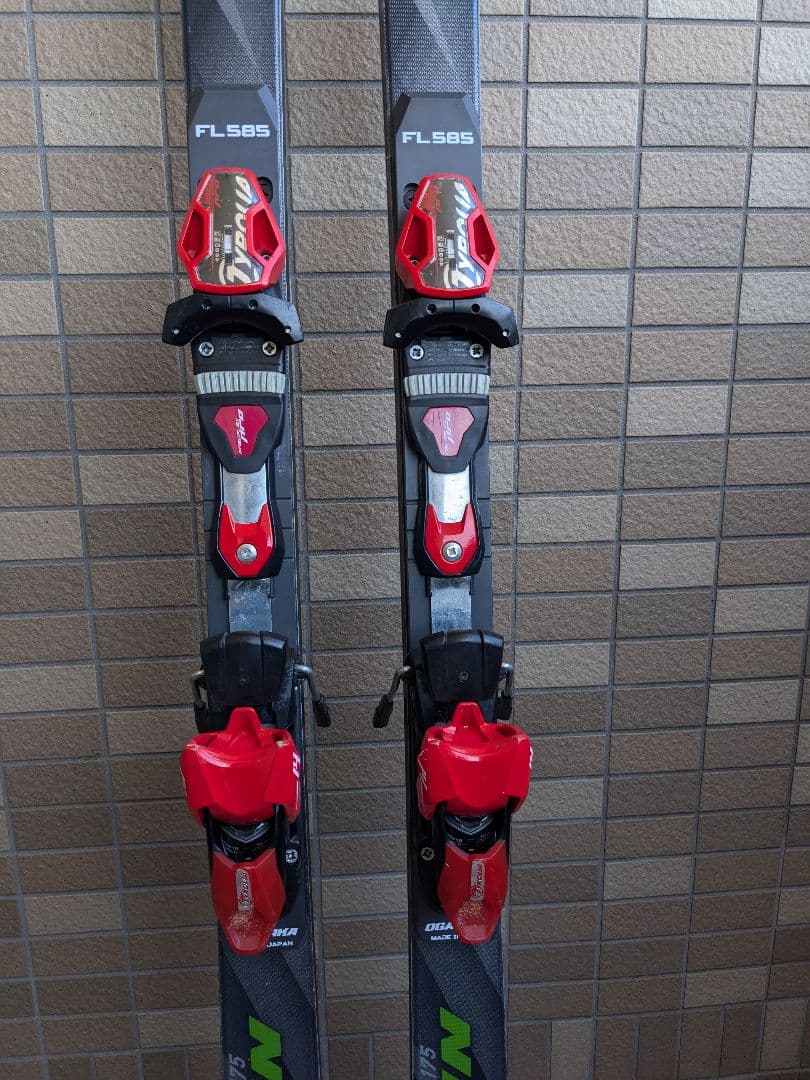 オガサカ トライアンGS 175cm