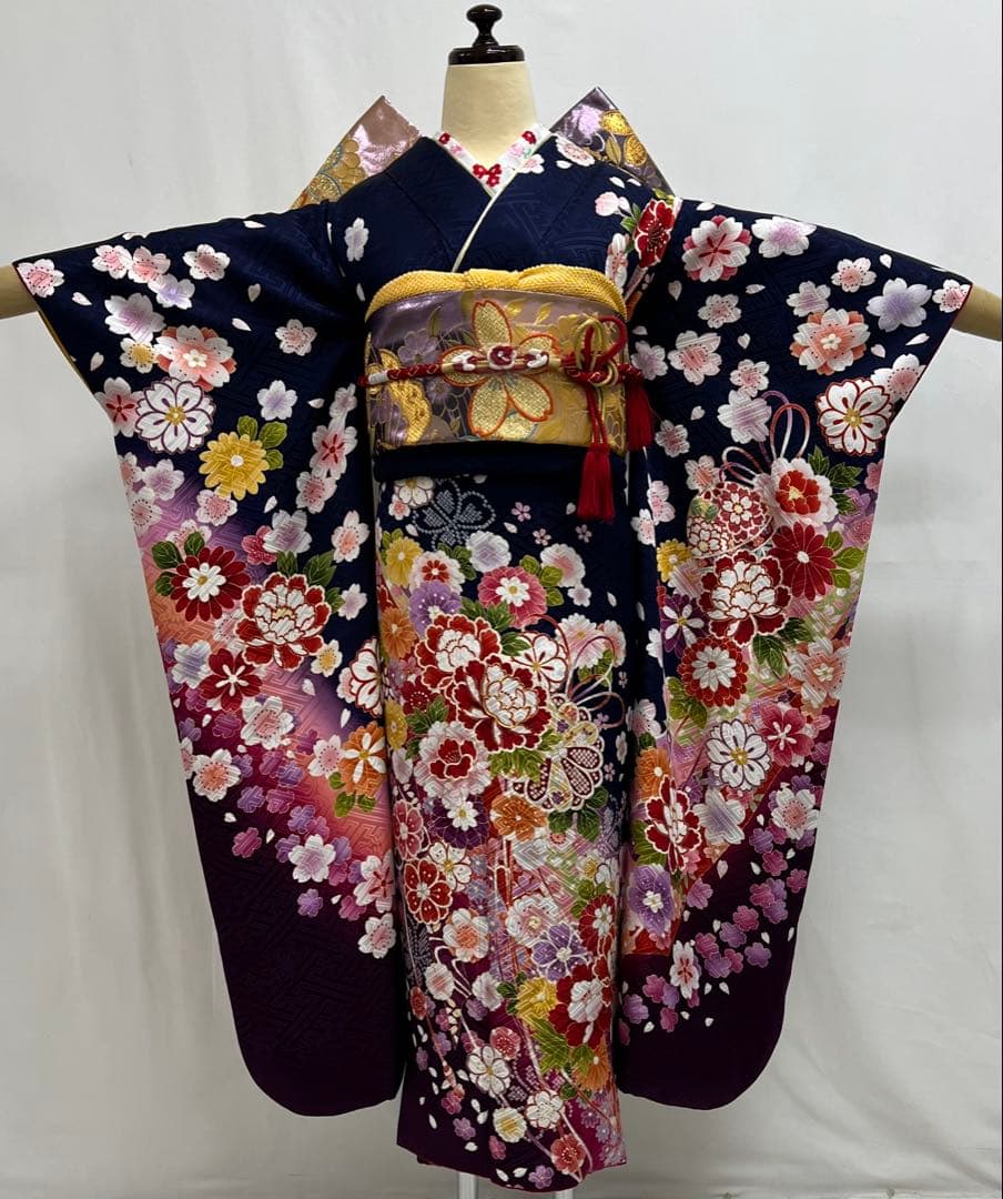 振り袖　フルセット　長襦袢付　豪華　美品　成人式　金彩加工　刺繍入り　609