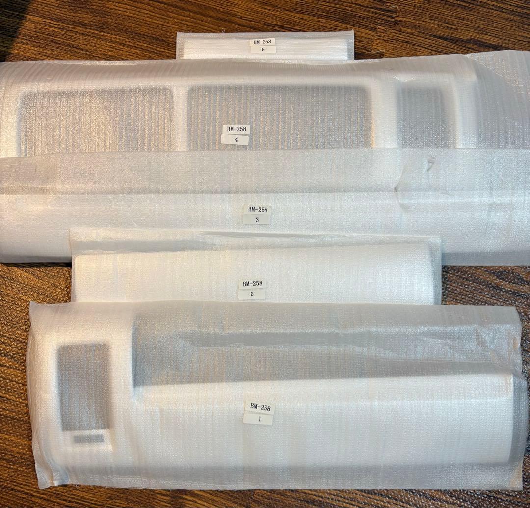 ハイエース200系4型ワイド用インテリアパネル