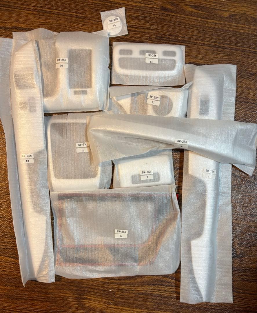 ハイエース200系4型ワイド用インテリアパネル