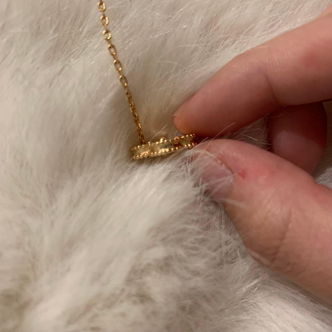 四葉のクローバー　ネックレス　ローズゴールド