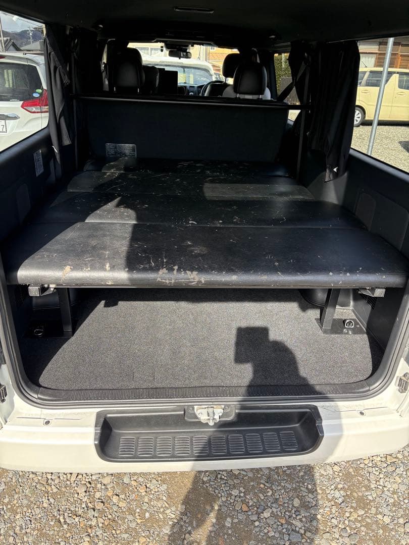 ハイエース200系スーパーGL ベットキッド引き取り優先