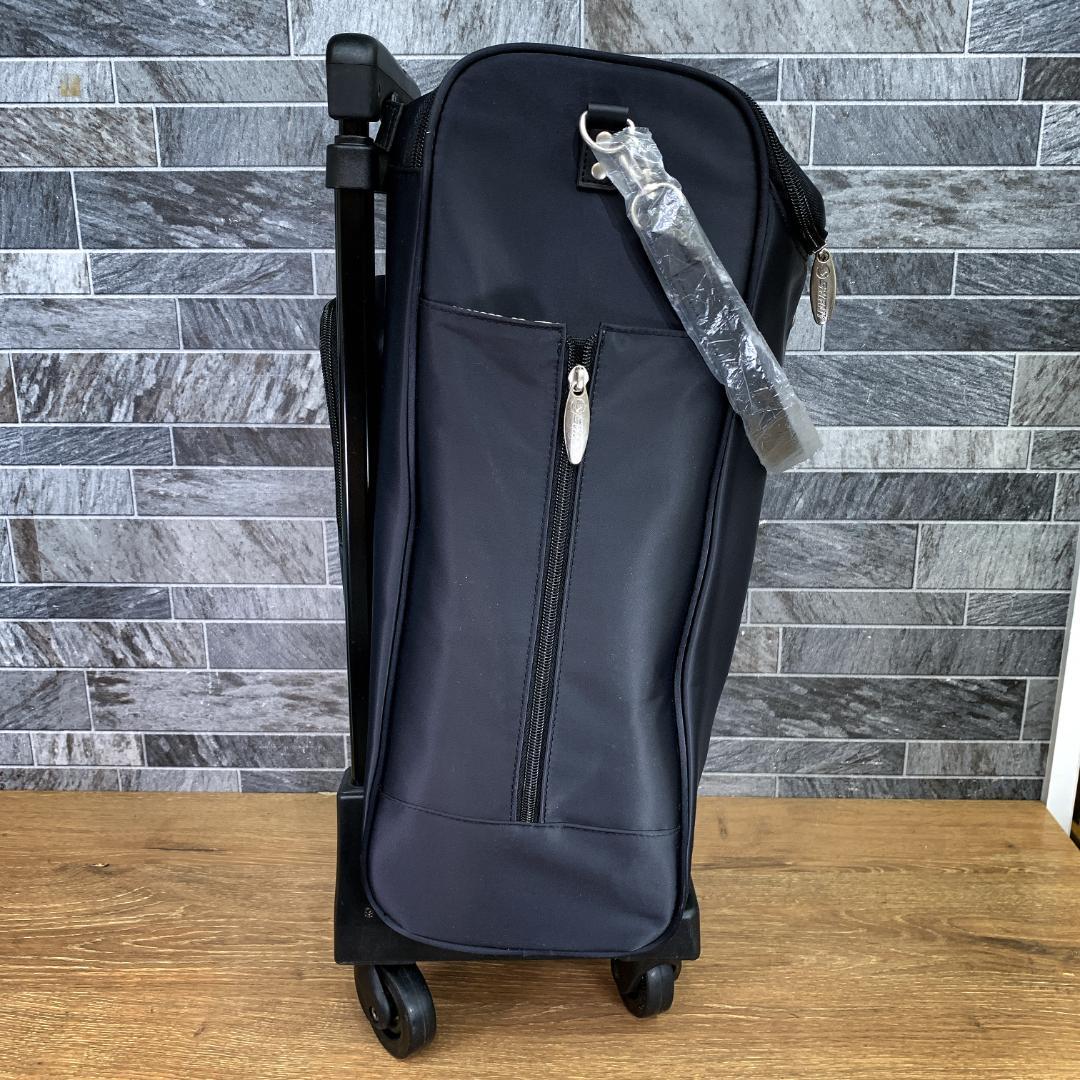 Shige　美品　スワニー ジップ　4輪　キャリーバッグ　車輪ストッパー付