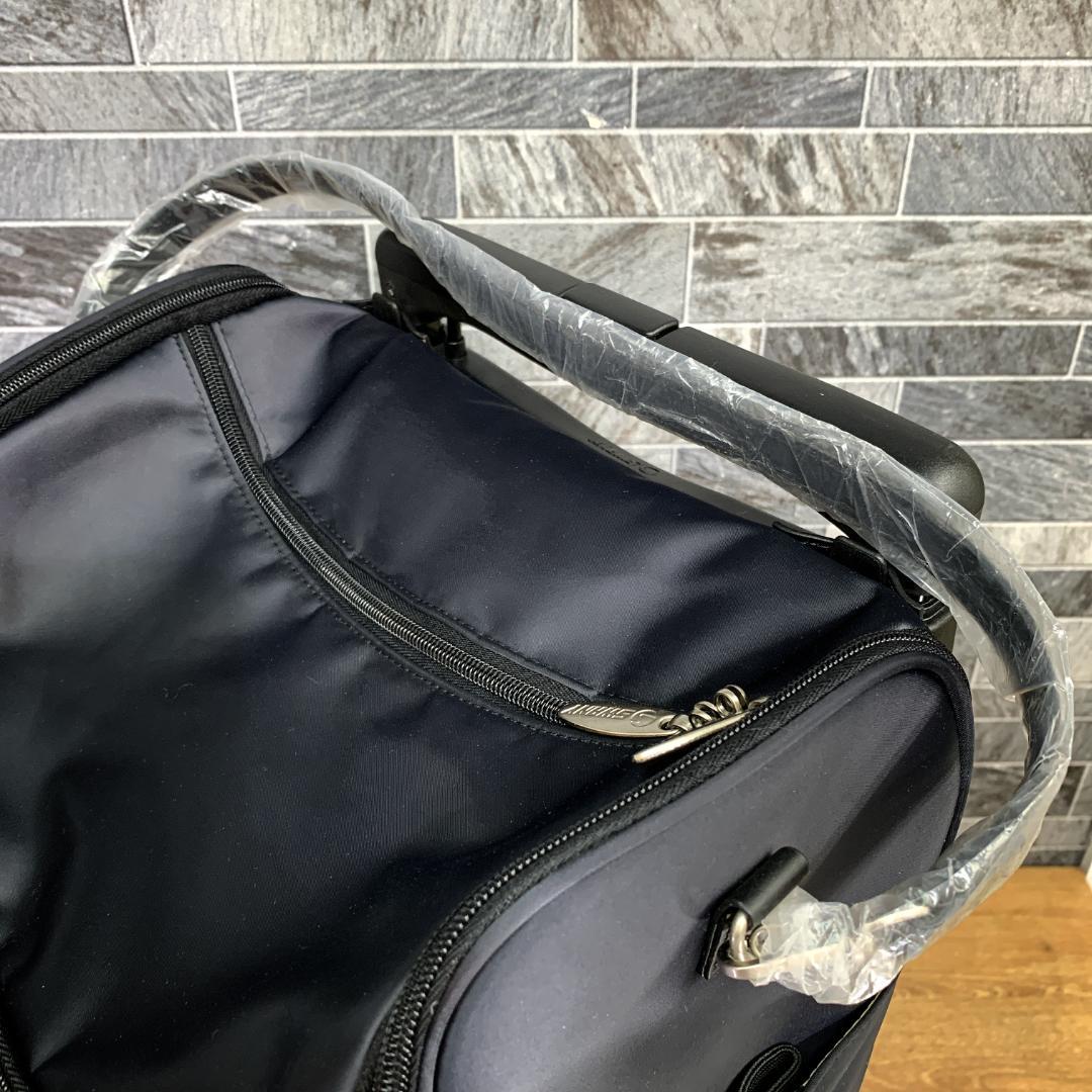 Shige　美品　スワニー ジップ　4輪　キャリーバッグ　車輪ストッパー付