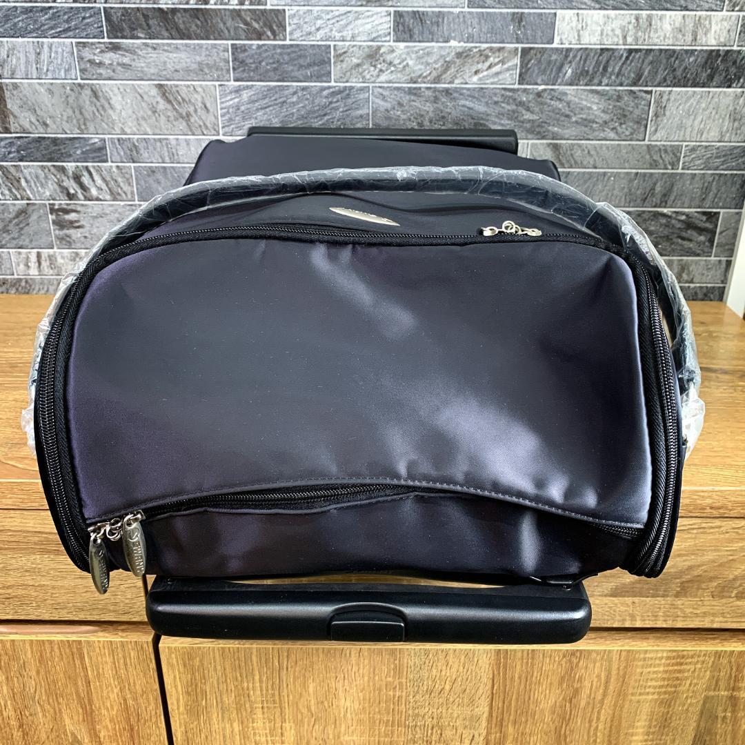 Shige　美品　スワニー ジップ　4輪　キャリーバッグ　車輪ストッパー付