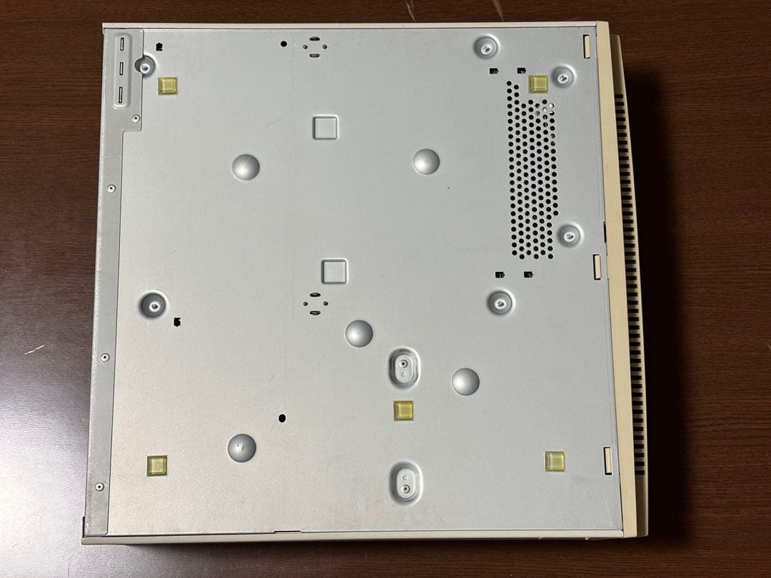 NEC PC-9821 Ra20/N12 簡易動作確認済み HDDベイ欠品