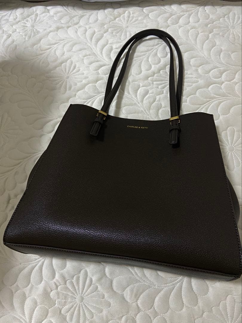 バッグ CHARLES & KEITH