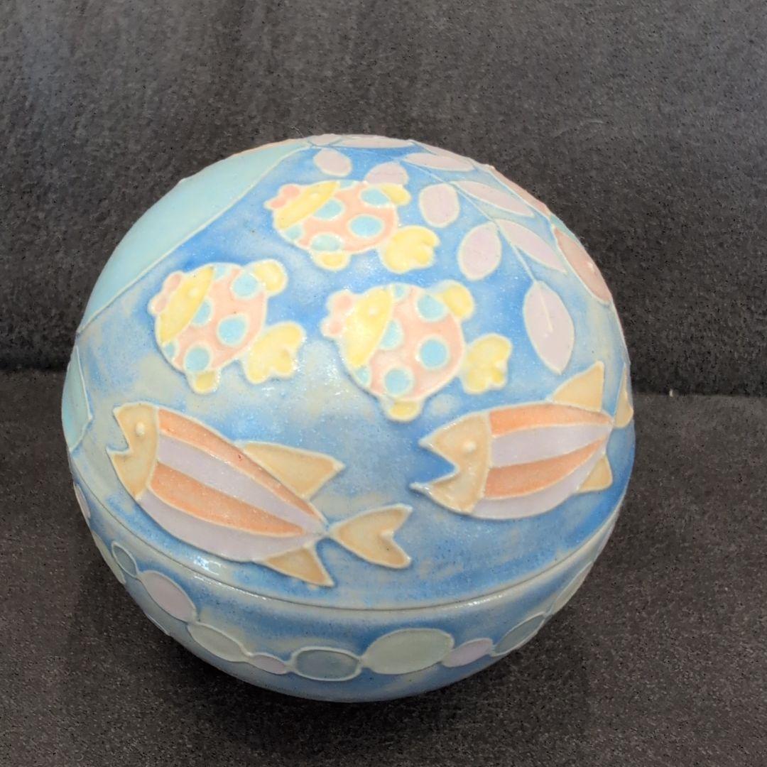 中村かりん　海の蓋物