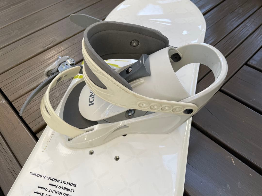 IGNIO スノーボード 144バインディング付