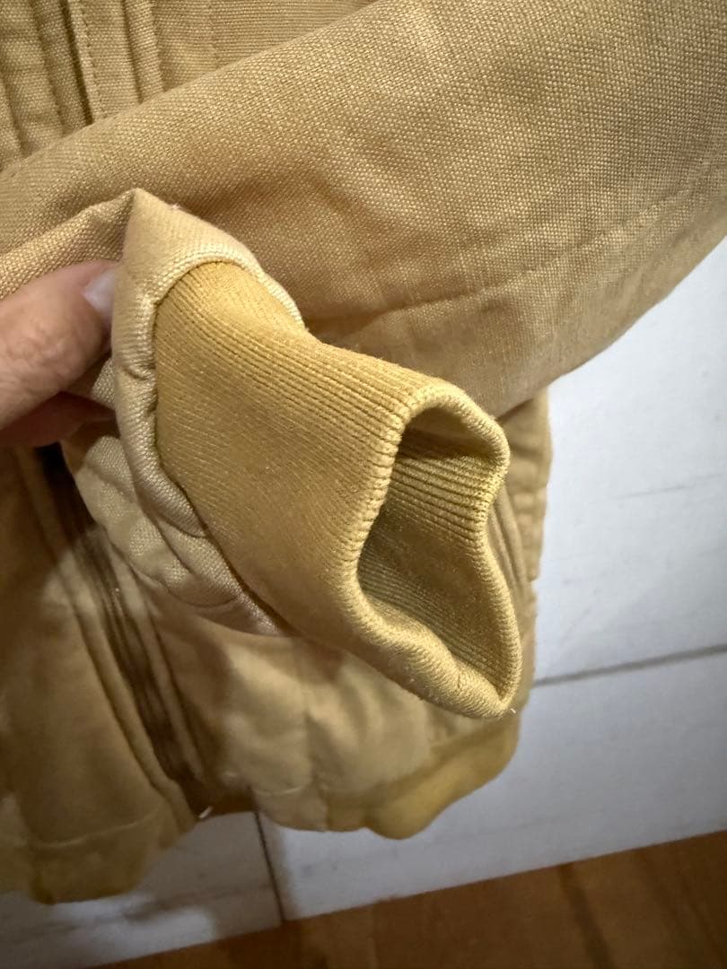 ハルpatagona フード付きベージュジャンパー