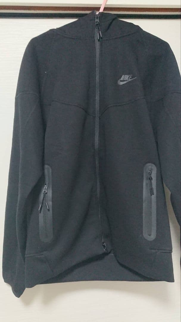 ナイキテック黒サイズSセットアップ
