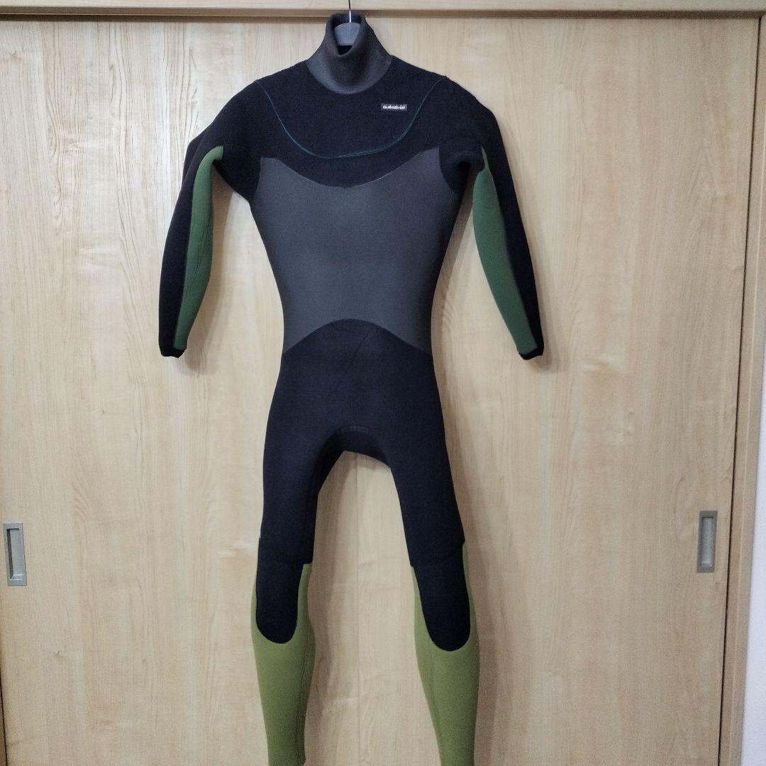 Quiksilver フルスーツ 　5×3