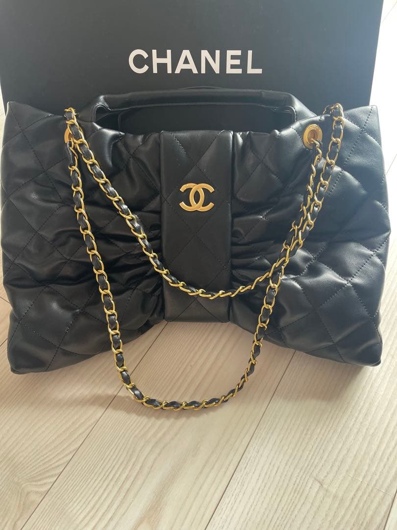 CHANEL キルティング ブラックバッグノベルティ