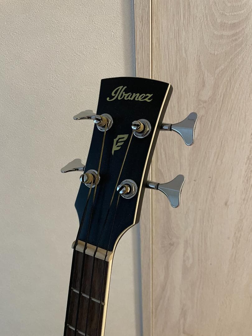 Ibanez pcbe14mh-wk アコースティックベース ブラック