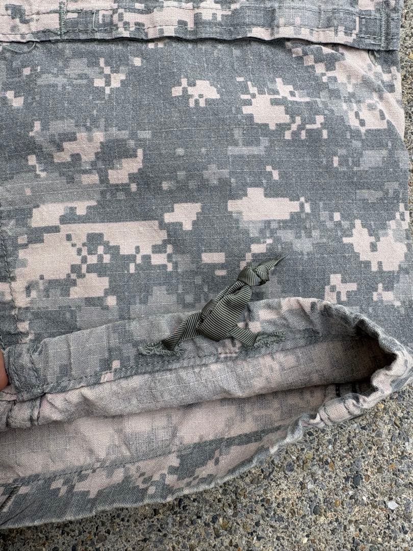 00s アメリカ軍 カーゴパンツ ARMY デジカモ LARGE-SHORT