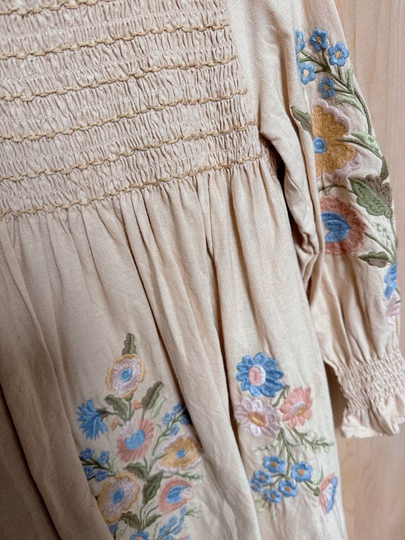 apolina mia dress 5-7 刺繍入りベージュ長袖ワンピース