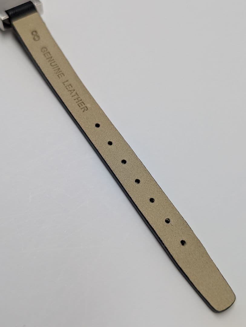 【美品】FENDI フェンディ レディース腕時計 3300L 電池交換済 稼働品