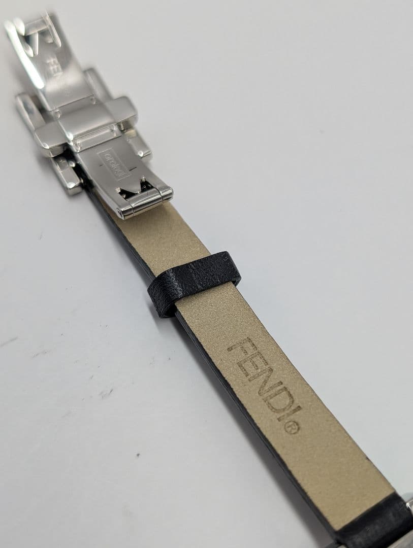 【美品】FENDI フェンディ レディース腕時計 3300L 電池交換済 稼働品