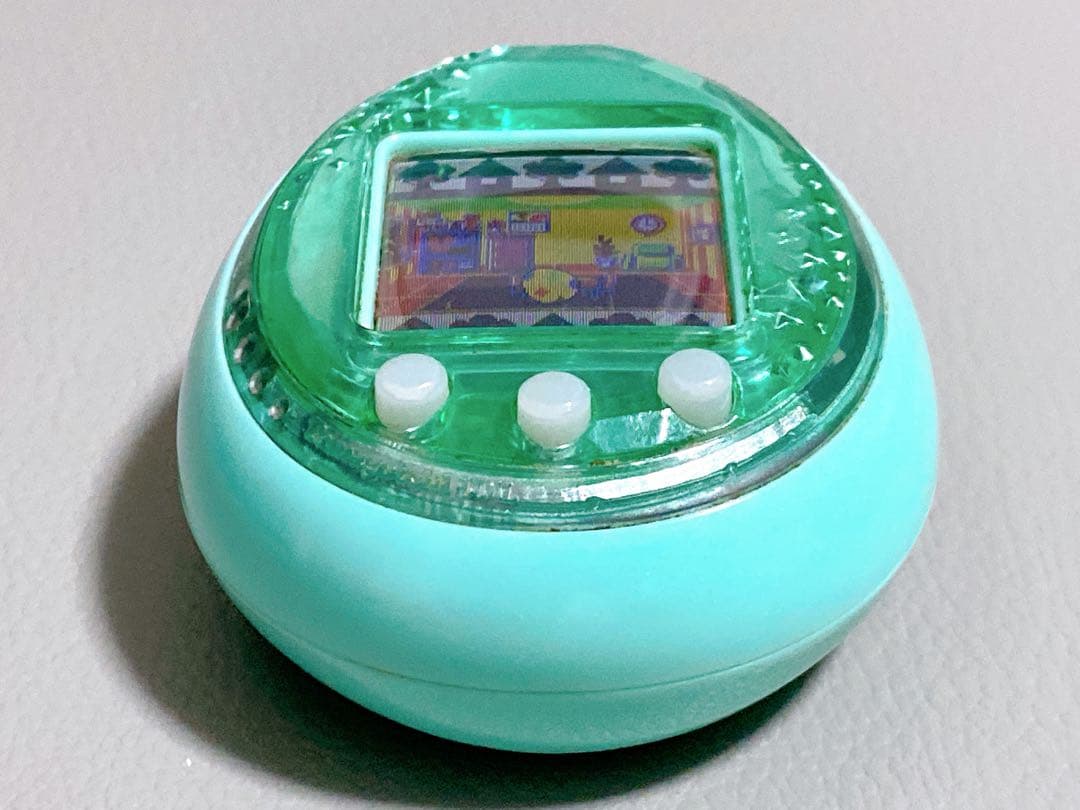 バンダイ BANDAI たまごっち IDL グリーン　新品電池付き