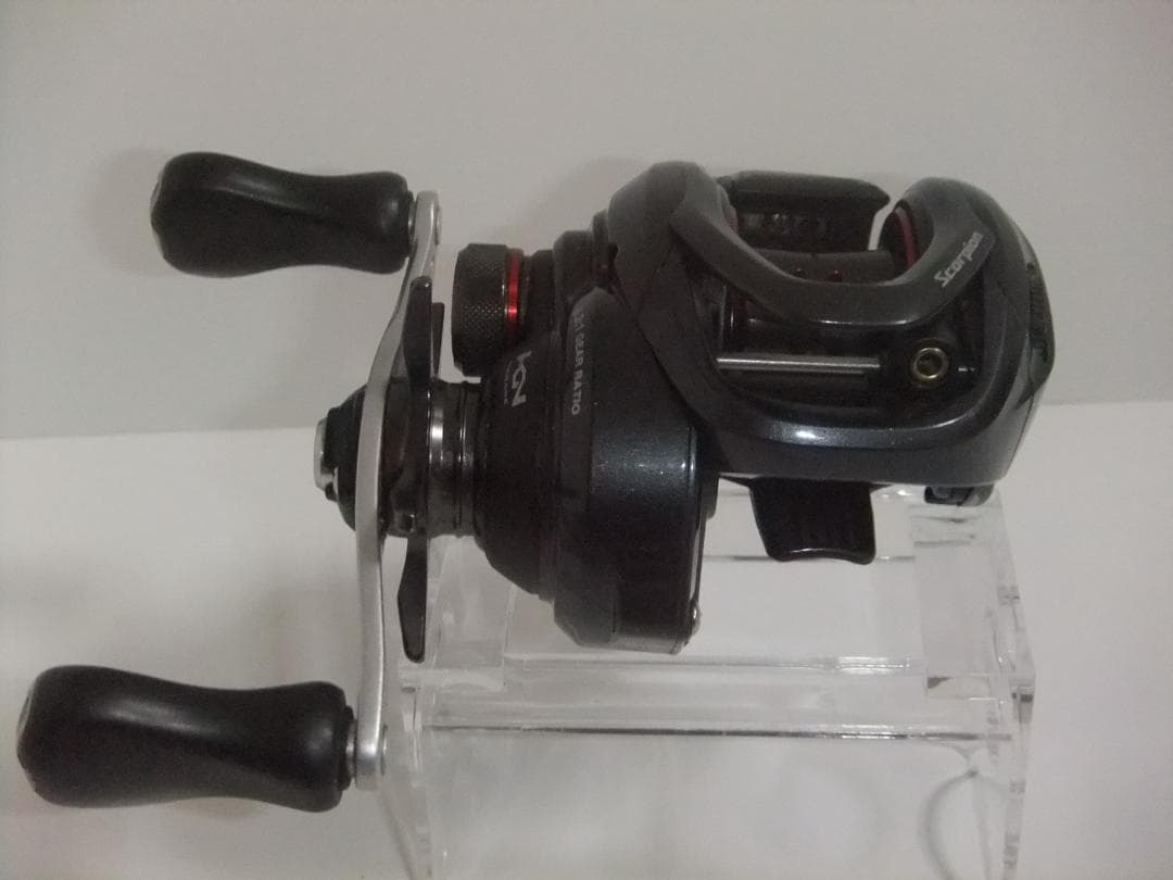 SHIMANO シマノ スコーピオン 70 (右ハンドル)