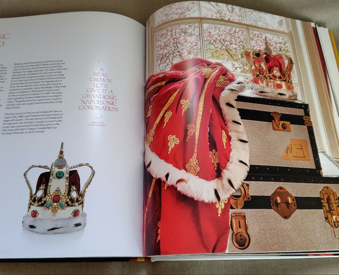 Sotheby's サザビーズ　フレディマーキュリー　カタログ