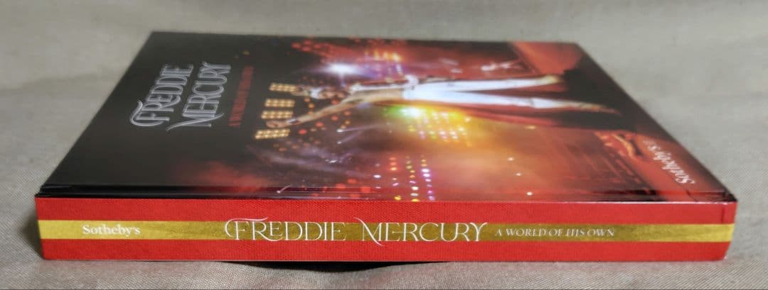 Sotheby's サザビーズ　フレディマーキュリー　カタログ