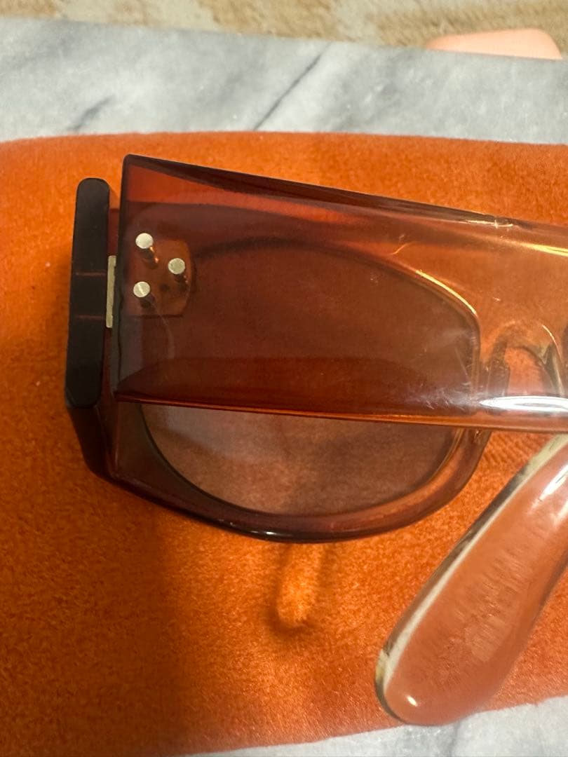 ブラウンオーバーサイズサングラス